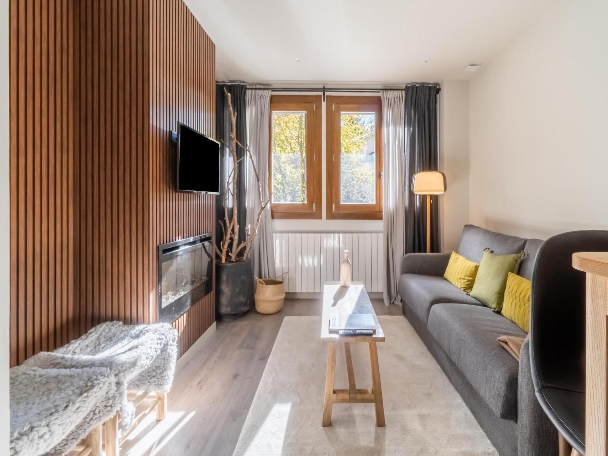 Natusliving Benasque E Apartment Ngoại thất bức ảnh